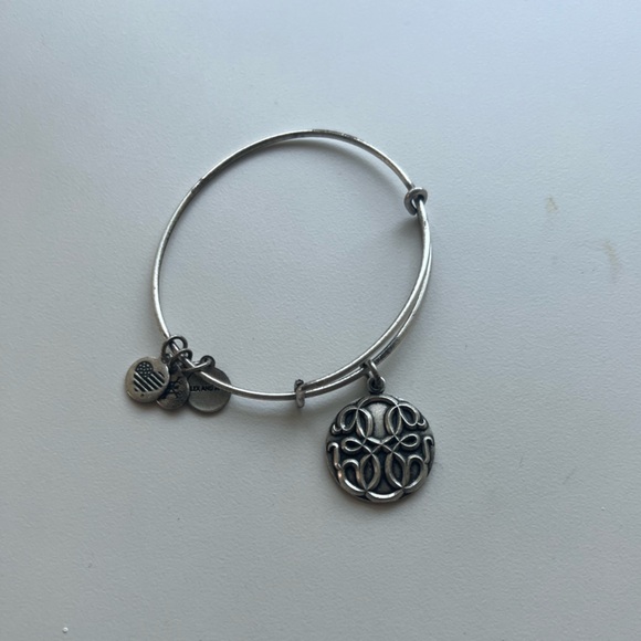 Alex and Ani Crest Design Bracelet - Picture 1 of 3